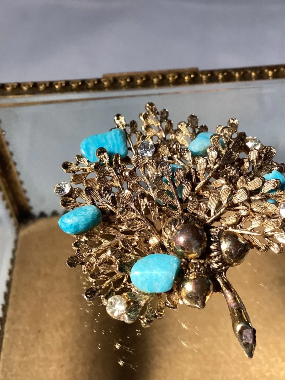 Turquoise vintage pendant BRANCH DESIGN. MOMS COLLECTIONS